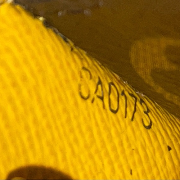 Louis Vuitton MarieLou Monogram Canvas Epi leather wallet. - Picture 8 of 10